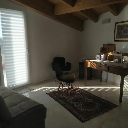 Konukevi Casa Ghirthalos